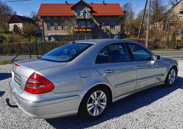 Mercedes-Benz Klasa E cena 22900 przebieg: 299899, rok produkcji 2003 z Stary Sącz małe 596